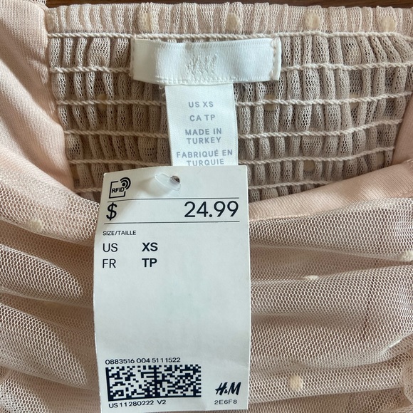 Cute light pink top - Picture 3 of 4